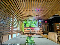 Hotel Rains Inn
