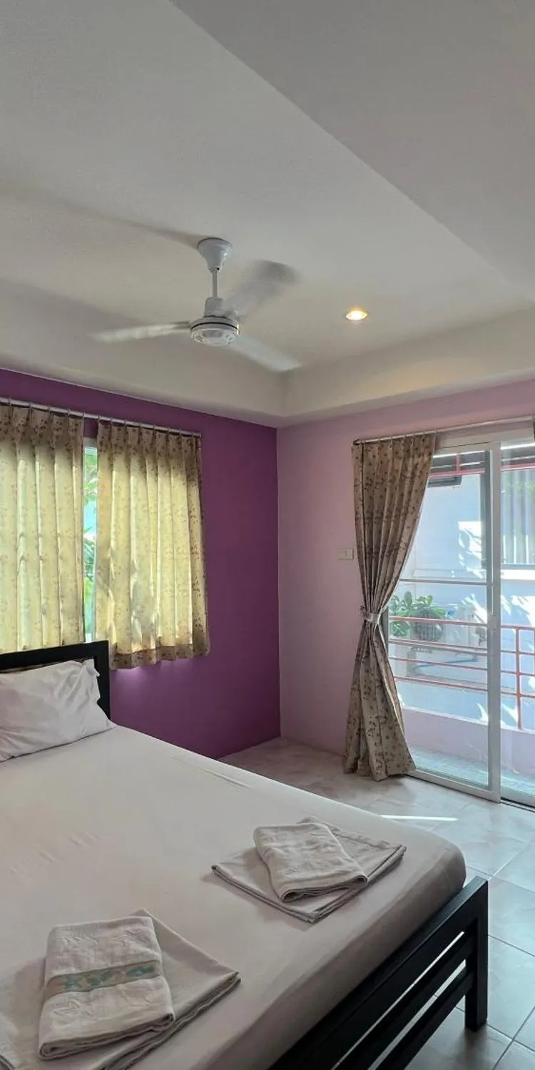ห้องบัดเจท เตียงใหญ่ 1 เตียง