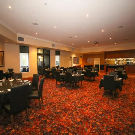 Roma Explorers Inn