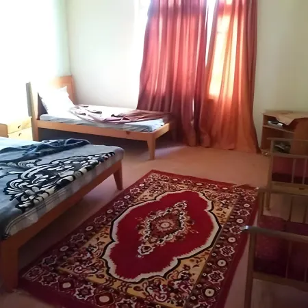 Hotel Kehkashan