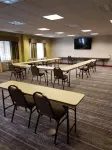 Wingate by Wyndham Coon Rapids - parking