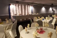 AmericInn by Wyndham Mankato Event Center - Bữa sáng