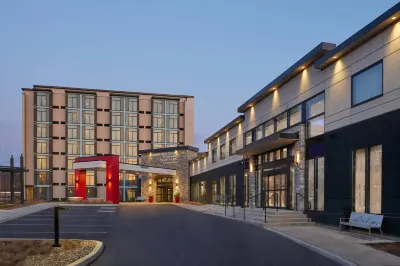 Courtyard Oshawa Hotels in Oshawa