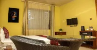 Triple Hill Hotel Các khách sạn ở Ga West