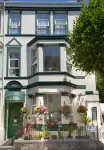 The Firs Bed and Breakfast - Homestay