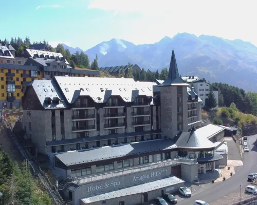Snö Aragon Hills Hotels in Formigal