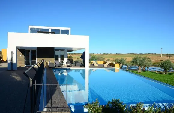 晤傑拉家庭酒店