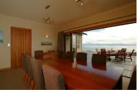 Parautane Lodge Hotels in Nelson