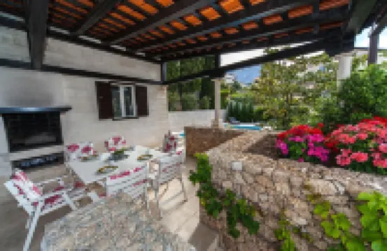 Villa Skalinada, 8 Persons, Private Pool, Baška Voda