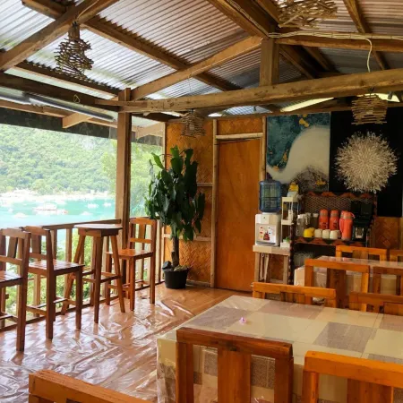 Bale Cabugao Cottages Rental El Nido Overlooking Beach
