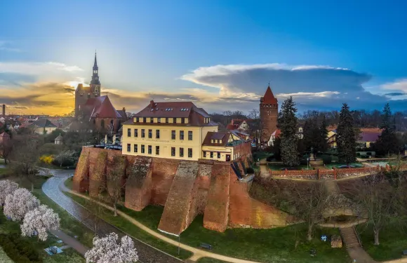 坦哲蒙城堡酒店