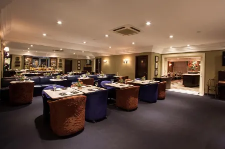 Mabu Curitiba Business Отели рядом с достопримечательностью «Oscar Niemeyer Museum»