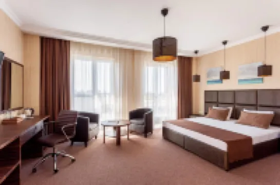 Marton Palace (Мартон Палас) Отели в г. 