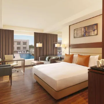 DoubleTree by Hilton Agra