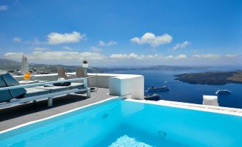 Dreams Luxury Suites