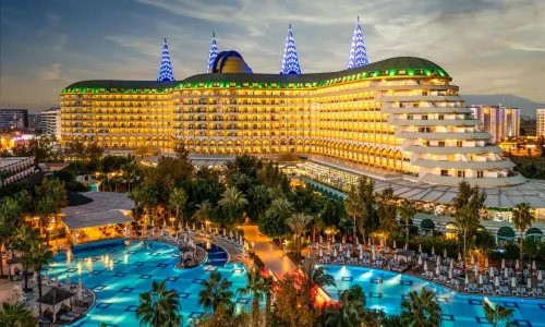 Delphin Imperial Lara