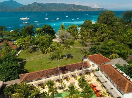 Divino Gili Air Отели рядом с достопримечательностью «Slow Spa»