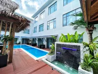 Siargao Seasky Resort - Pools