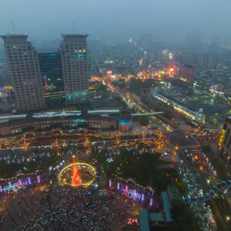 Hub Hotel Banqiao Station Отели рядом с достопримечательностью «Станция метро Danfeng»