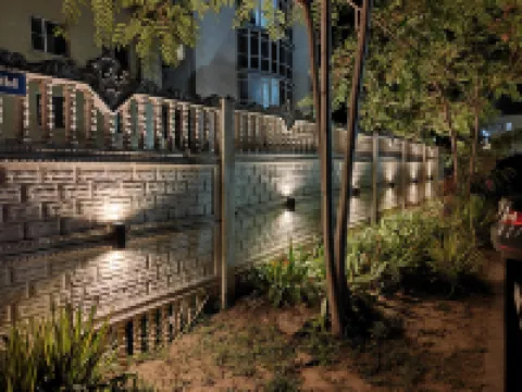 Kapitan Morej Hotel のホテル