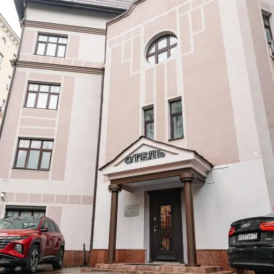 福頓酒店 鄰近波良卡站的酒店