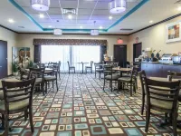 Comfort Inn & Suites Oklahoma City West - I-40 Hotels near Lela Park