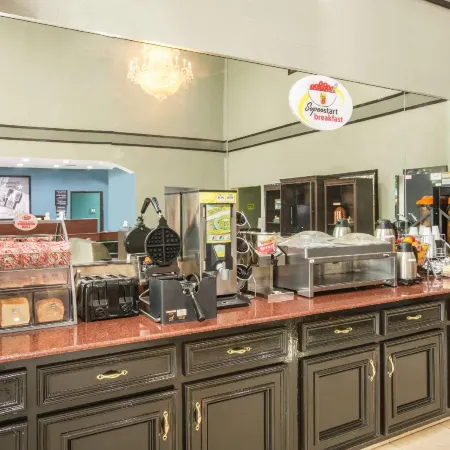 Super 8 by Wyndham Port Arthur/Nederland Area