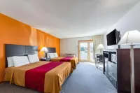 Econo Lodge Lakeshore Hotels in Schoolcraft County