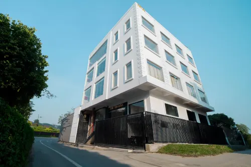 The Triana Hotels in Varanasi