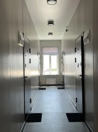 Крыша Отели рядом с достопримечательностью «выстрелка о времени»