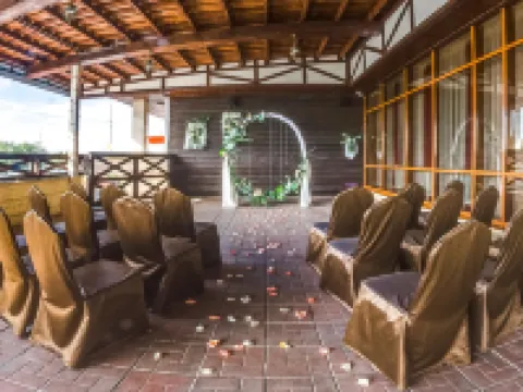 アマクス オムスク ホテル オムスクのホテル