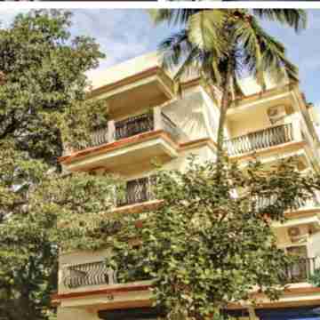 Blue Door Hotel Exterior