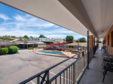 ベン チフリー モーター イン バサーストのホテル