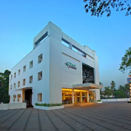 Hotel Park Residency Kuttiyadi