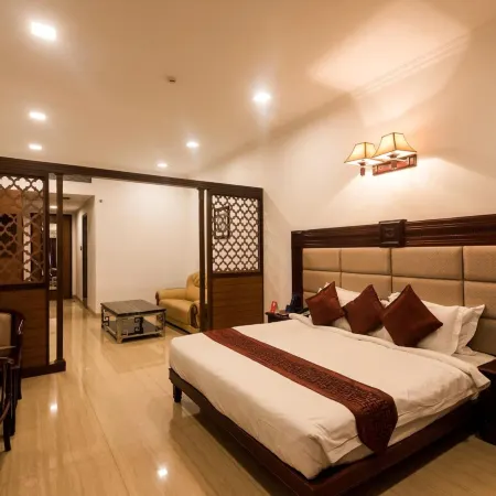 Golden Chariot Vasai - Hotel and Spa