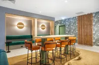 Holiday Inn DANDENONG by IHG - bar