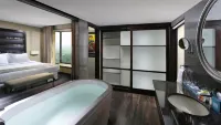 Four Points by Sheraton Lahore - Hot Tub