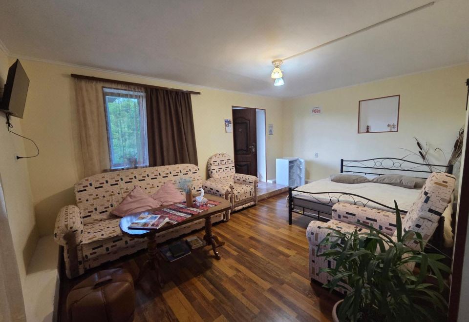 AMOJ B&B and Guest house - Housity
