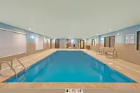 Holiday Inn Express & Suites Uniontown Hotels in South Union Township