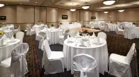 Hampton Inn & Suites by Hilton Montreal-Dorval Hoteles en Pointe-Claire