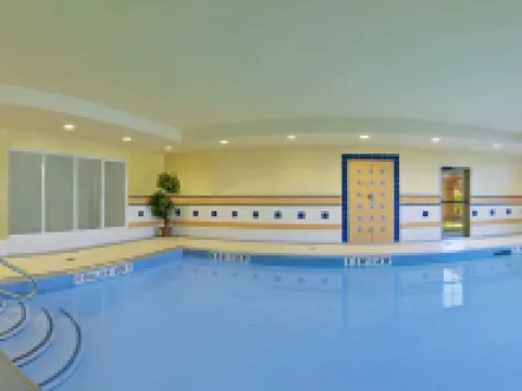 Staybridge Suites OAKVILLE-BURLINGTON by IHG Hotels in Oakville