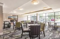 La Quinta Inn & Suites by Wyndham Salem NH Hotels in Salem