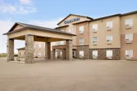 Days Inn by Wyndham Innisfail Hotels near Select Holidays
