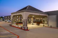 Super 8 by Wyndham Longview/North Hotels in Longview