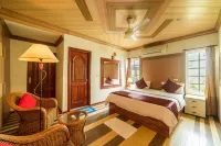 Reveries Maldives Hotels in Gan