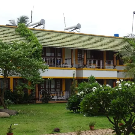 Nalla Eco Beach Resort