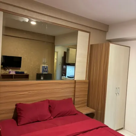 Apartemen Riverview Tower Mahakam with NETFLIX by UVroomsOfficial