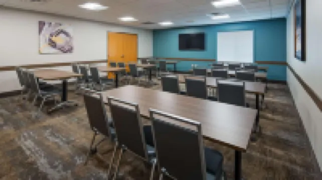 Best Western Plus Hudson I-94