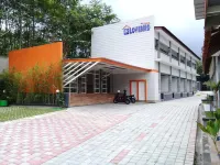 Wisma Lovebird Hotels in Mojotengah