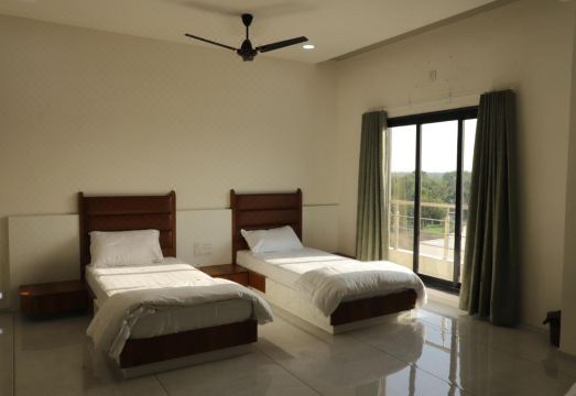 Hotel Opera - Sasan Gir - Housity